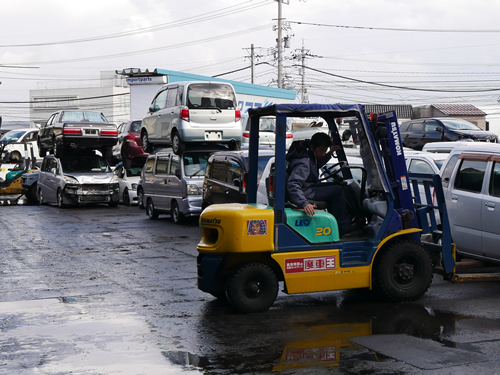 事業内容:自動車リサイクル事業